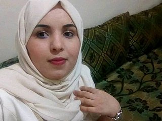 Wissal marroquí adolescente follada por $ 10