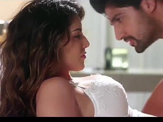 sesso enduring Sunny Leone