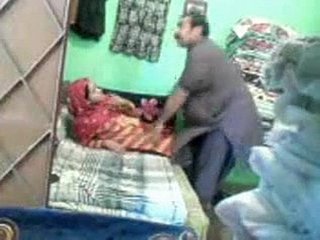 dükkanda hızlı fuck için Pakistan çift olgun