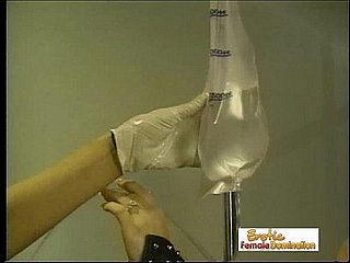 Escravos Consiga um tempo duro de sua senhora