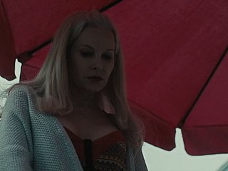 CUCK（2019）のMonique Parent Nude