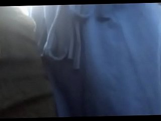 SAFADA YOK ONIBUS FICOU SE ESFREGANDO EM MIM LOUCA PRO MEU PAU RELAR NELA