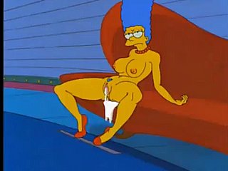 Marge Simpson Makine tarafından becerdin
