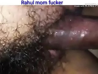 ماں. جنسی بیٹے مشکل