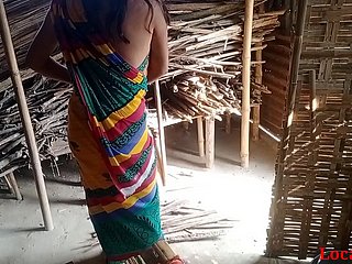 Desi Indian Village Bhabi Fuck In Outdoor z chłopakiem (oficjalny film Lokalizacjax31)
