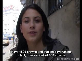 Unskilled Euro Babe ssanie kutasa za gotówkę w samochodzie