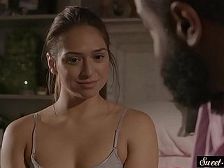 Well-endowed Milf, büyük siyah horoz tarafından sert dövülmüş