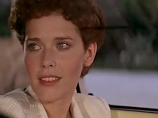 Sylvia Kristel과 함께 Adieu Emmanuelle (1977)