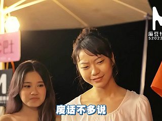 国产 麻豆 传媒 作品/mtvq6-EP2 麻豆 恋爱 巴士-节目 篇 002/免费 观看