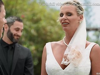 BRIRZZZILLA: A FUCKFEST NA WEDLIDA PART 1 - Phoenix Marie, Sally D'Angelo / Brazzers / Rill Full Foreigner