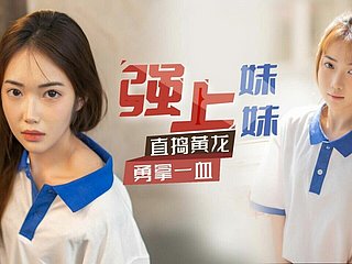 เซ็กส์ที่หลงใหลกับสเตปเตอร์เอเชียของฉัน - Snaughty Asian Stepis มักพบเหตุผลที่จะมีเพศสัมพันธ์