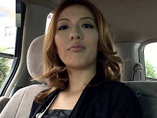 43JO ญี่ปุ่น MILF กลับบ้านพร้อมกับคนแปลกหน้าและ fucks สำหรับกระเป๋าถือ Gucci ใหม่