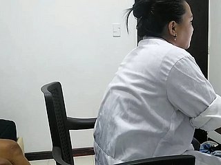 私はあまりにも多くのストレスがあります私はマッサージを受けてリラックスするつもりです