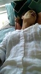 成熟した妻は彼女の女に触れます