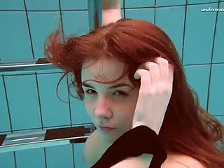 Vesta ile en sıcak sualtı porno