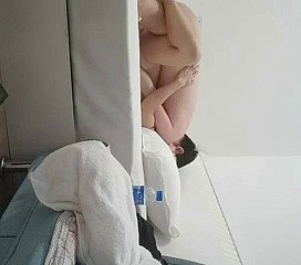 [형제 사랑과의 데이트], 새로 풀려나고 마침내 성공했습니다. 이번에는 외모가 매우 좋고, 젊은 여자는 fucked