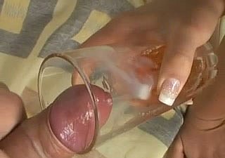 Unilluminated shrew Isabel is piss drinking wide a filthy porn video