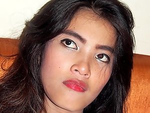 Tenang Asia menelan Cutie Sperma