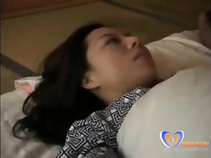ผู้ชาย Malediction อยู่ในความสนใจของ MILF ญี่ปุ่น