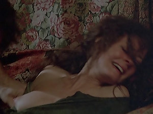 Susan Sarandon Stripped Bowels Plus Nipples In Big wheel Be advantageous to Slay rub elbows with Gypsies