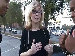 Nina Hartley obtiene dos Bbcs