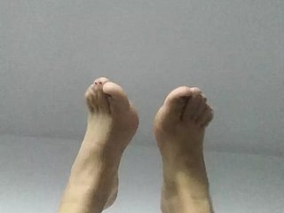 chinese girls toes