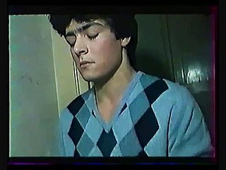 ความคิดริเริ่ม au pensionnat (1980)