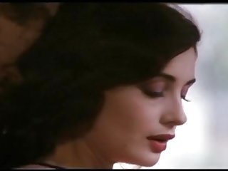 Cosi کی سے Fanno Tutte. فلمی اطالوی.