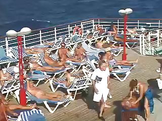 Windjammer عاري بالسرعة فيديو