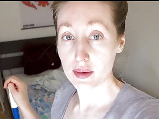 sprzątanie pokoju braless