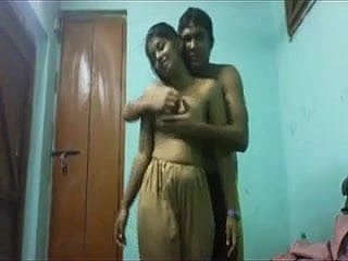 Desi indiana tesão caseiro sextape MEGA