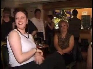 Party volwassen met strippers - deel 2
