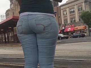 SEXY LATINA میں دو مختلف دنوں پر دیکھا