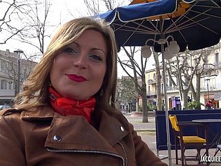Andrea viene scopata 1080p