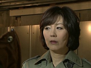 Hitomi Enjoji adalah seorang wanita dewasa dengan fantasi kinky