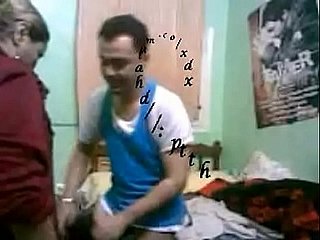 بتخونجوزهاوتتناكمنوادادعيالها