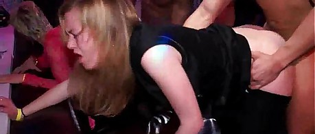 Hot orgy continue in dance nightclub