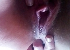 playing with my pussy and ass-fingering till the orgasm
